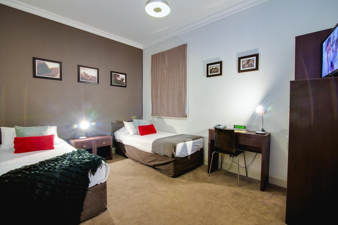 Royal Hotel גימפי מראה חיצוני תמונה