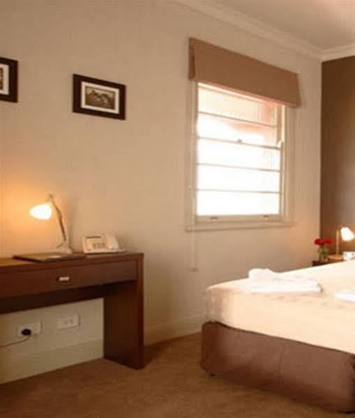 Royal Hotel גימפי מראה חיצוני תמונה